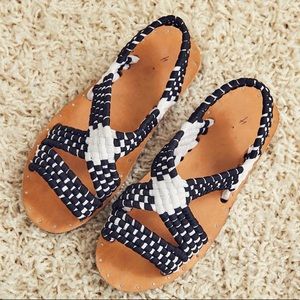 Tusk Sandals - Black & White